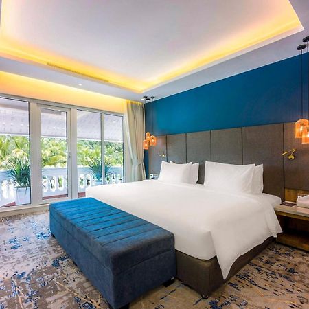 Queenco Hotel & Casino Sihanoukville Eksteriør billede