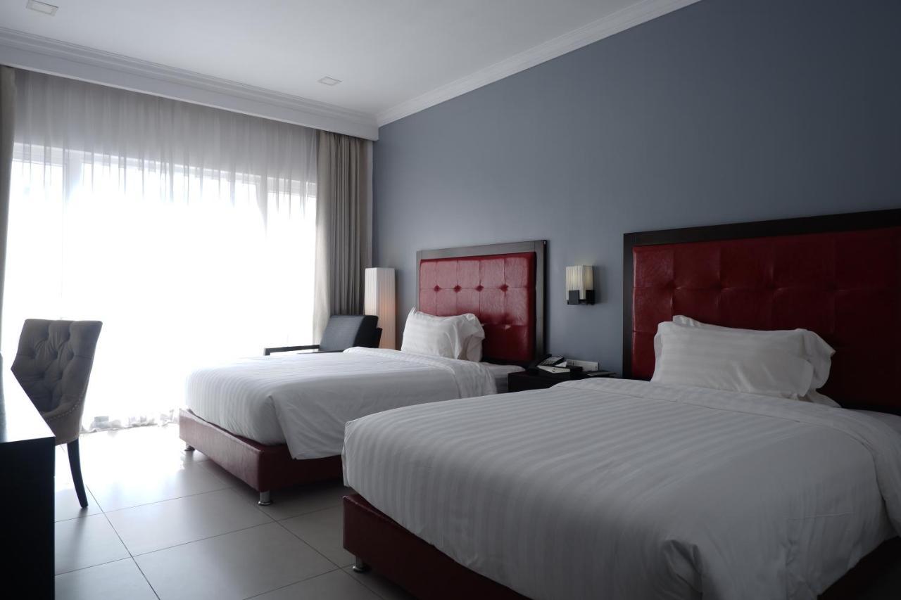 Queenco Hotel & Casino Sihanoukville Eksteriør billede