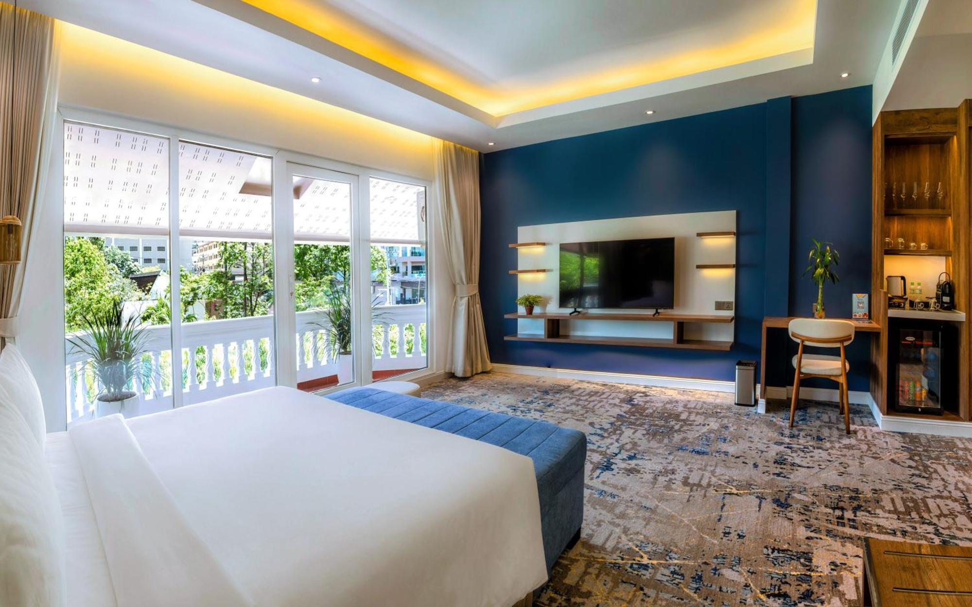 Queenco Hotel & Casino Sihanoukville Eksteriør billede